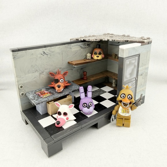 McFarlane Toys Other - FNAF McFarlane Five Nights at Freddy's Backstage Set 25081 -Figures - Incomplete